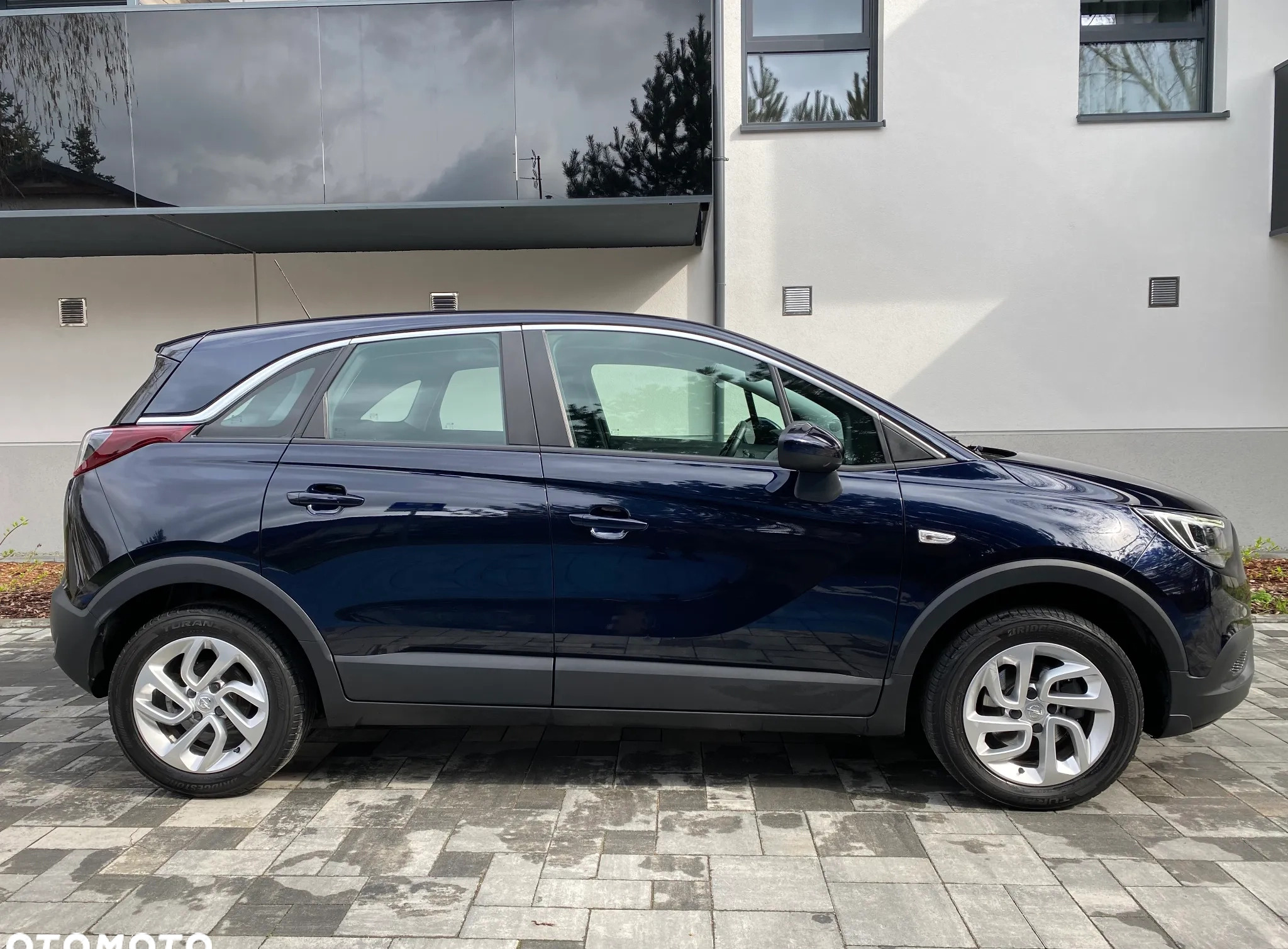 Opel Crossland X cena 62900 przebieg: 57000, rok produkcji 2020 z Toruń małe 172